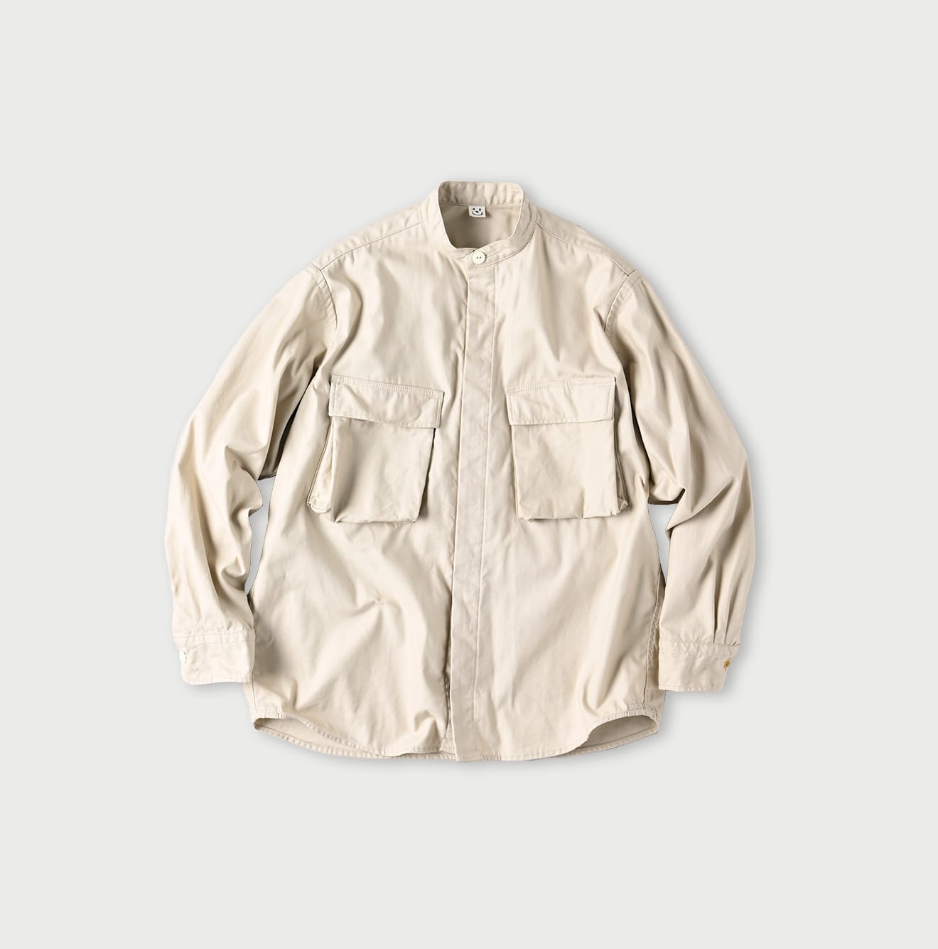 45R / 薄バックサテンの908ニームシャツ